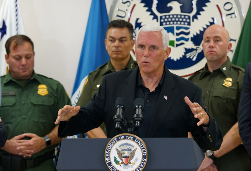 © Reuters. U.S. Vice President Mike Pence speaks during the press conference at the McAllen Border Patrol station in McAllen, Texas