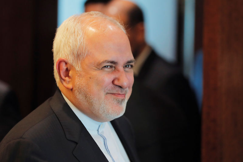 Ministro iraniano deve fazer proposta sobre acordo nuclear; EUA desconfiam