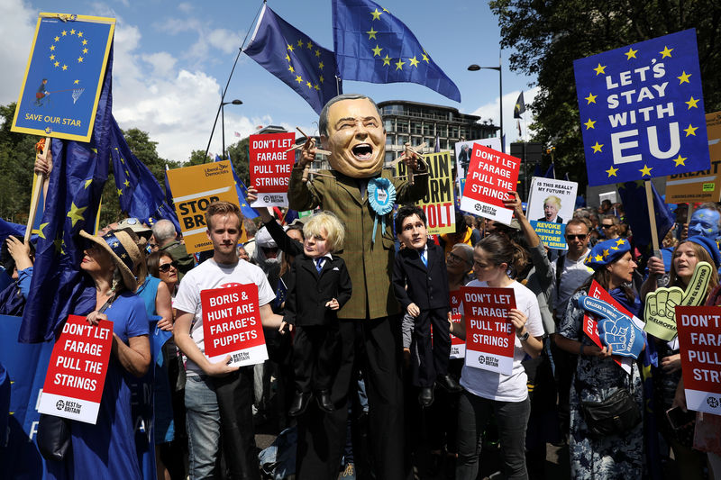 Les anti-Brexit manifestent contre Boris Johnson à Londres