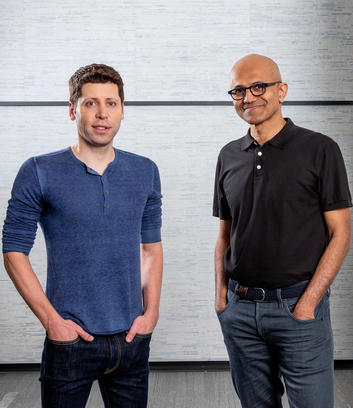© Reuters. Microsoft CEO Satya Nadella and OpenAI CEO Sam Altman at the Microsoft campus
