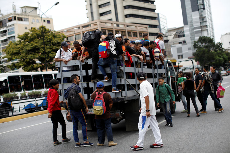 Venezuela sin electricidad, gobierno dice que es otro &quot;ataque electromagnético&quot;
