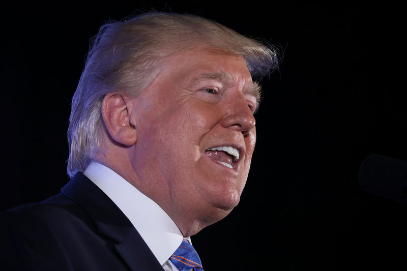 © Reuters. U.S. President Trump addresses Turning Point USA's Teen Student Action Summit in Washington