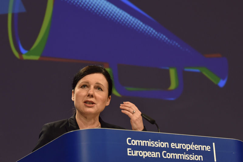 © Reuters. FILE PHOTO: European justice commissioner Vera Jourova speaks at a news conference concerning the protection of whistleblowers