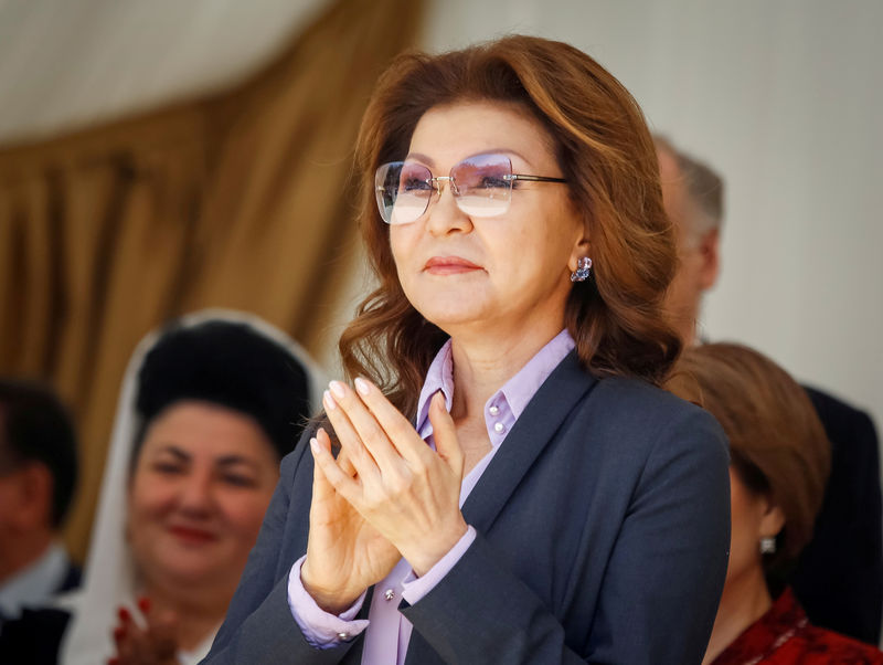 Los kazajos se preguntan si una película sobre una reina de la estepa se hará realidad