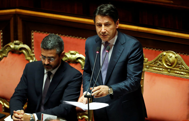 Conte conferma fiducia a Lega dopo indagine su presunti fondi russi