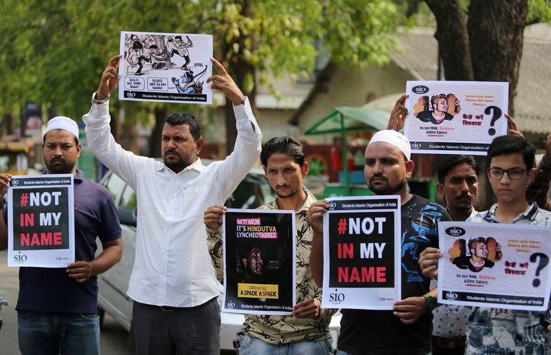 Film-makers, historians urge Indian PM to stop mob attacks on minorities