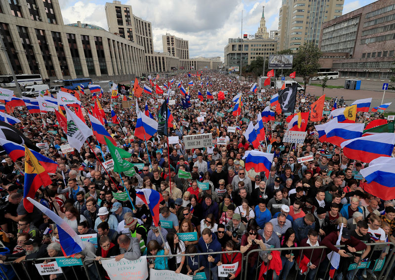 Oposição russa mantém convocação para protesto em Moscou apesar de repressão