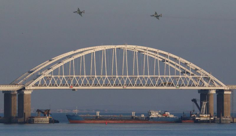 Ucrânia apreende navio-petroleiro russo envolvido em incidente no Estreito de Kerch