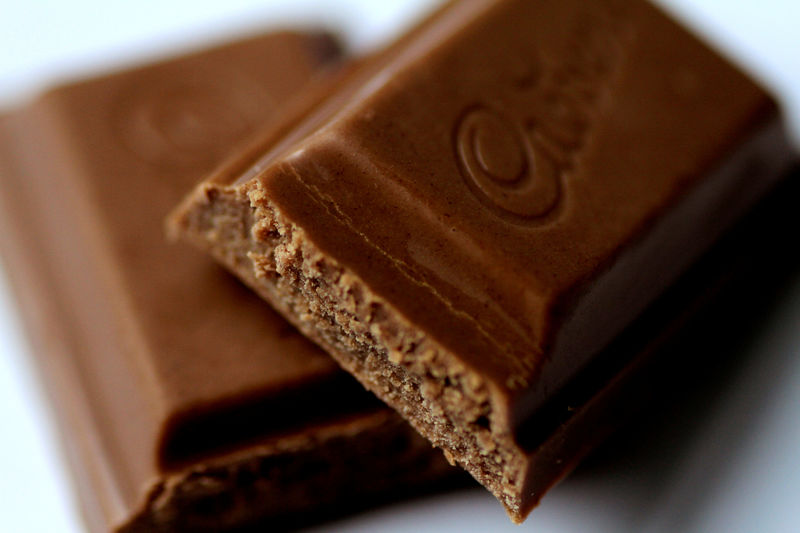 © Reuters. FILE PHOTO: Illustration photo of Cadbury chocolate