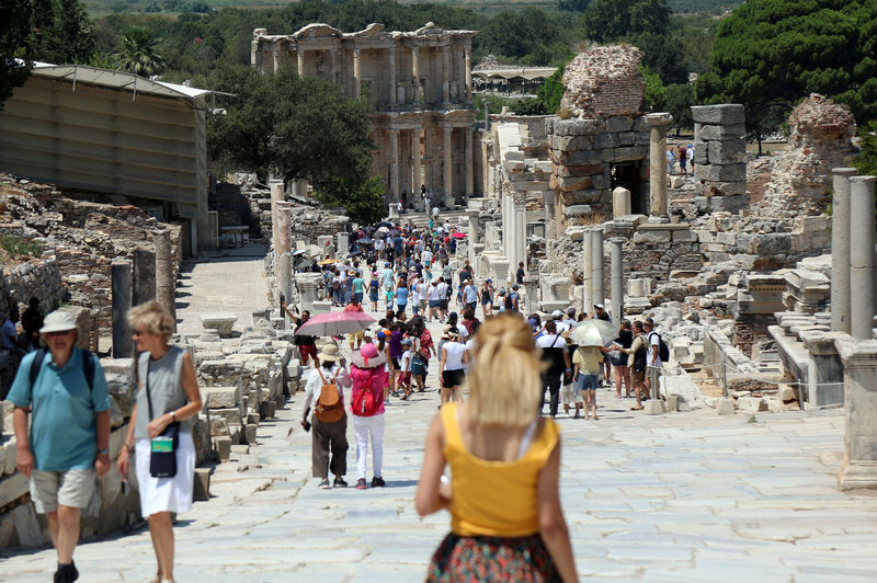 معهد الإحصاء: نمو إيرادات السياحة التركية 13.2% في الربع/2