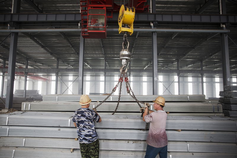 Guerra comercial mantém setor industrial da China em contração pelo 3º mês, mostra PMI oficial