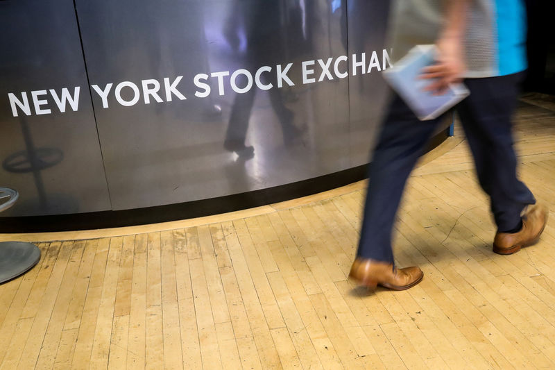 Investor trade groups back U.S. SEC plan opposed by exchanges
