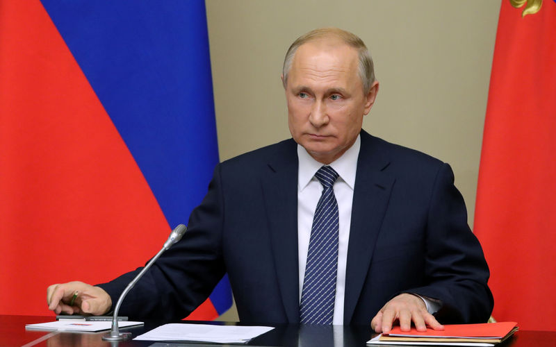 Putin to Washington: We'll develop new nuclear missiles if you do