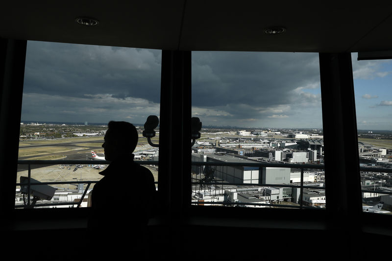 UK's Unite union calls off Tuesday's Heathrow Airport strike