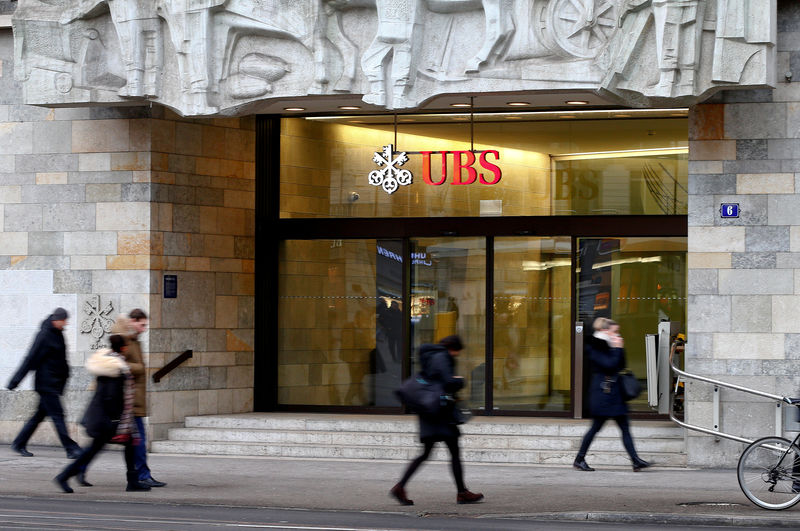 Italian tax authorities ask for information on UBS clients