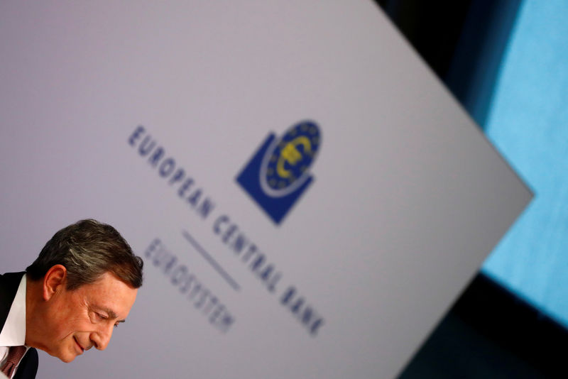 © Reuters. FILE PHOTO: Mario Draghi, President of the European Central Bank (ECB) holds a news conference on the outcome of the Governing Council meeting at the ECB headquarters in Frankfurt