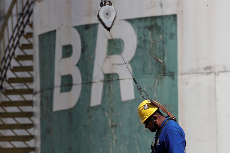 Petrobras amplia prazo para entrega de propostas vinculantes pela Liquigás, diz fonte