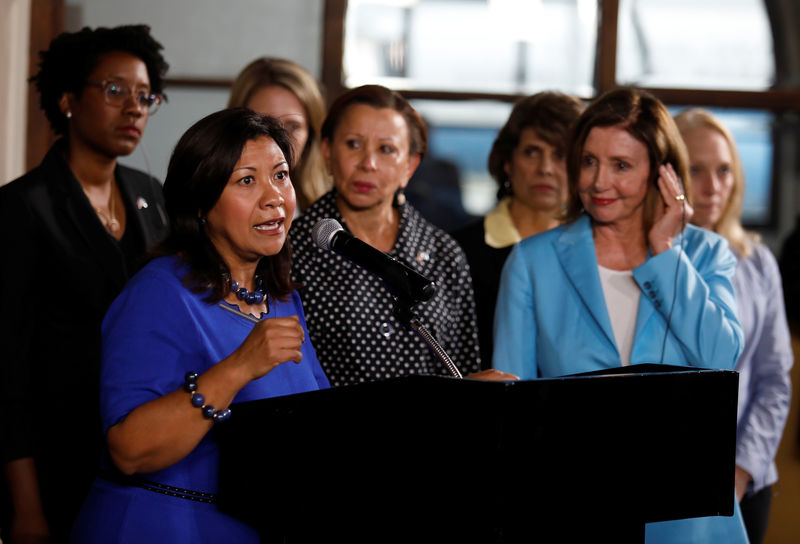 © Reuters. U.S. House Speaker Pelosi visits Guatemala