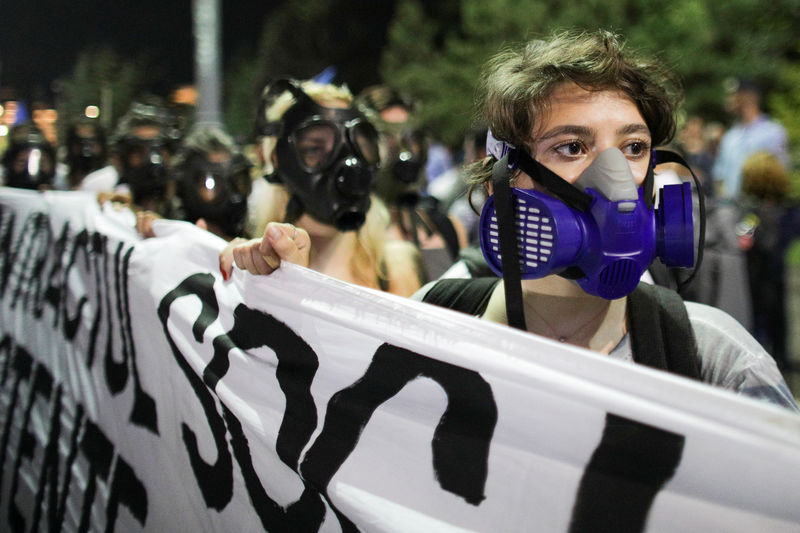 Thousands rally in Romania on anniversary of violent protest