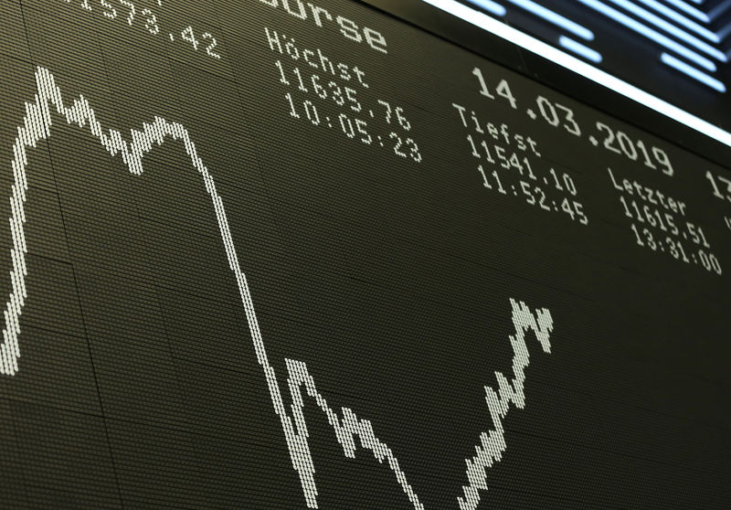 Acciones europeas repuntan gracias a postergación de aranceles de EEUU a China