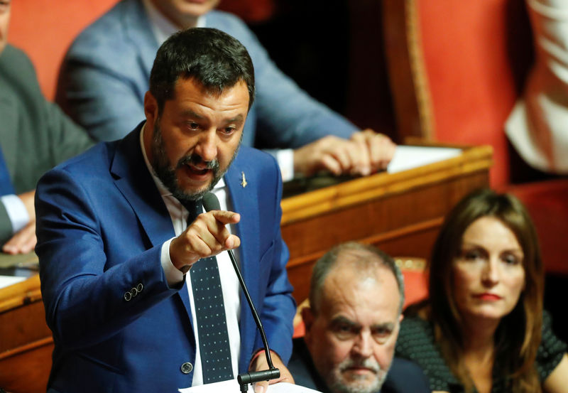 Salvini aceita diminuir tamanho do Parlamento da Itália se eleições forem realizadas em seguida