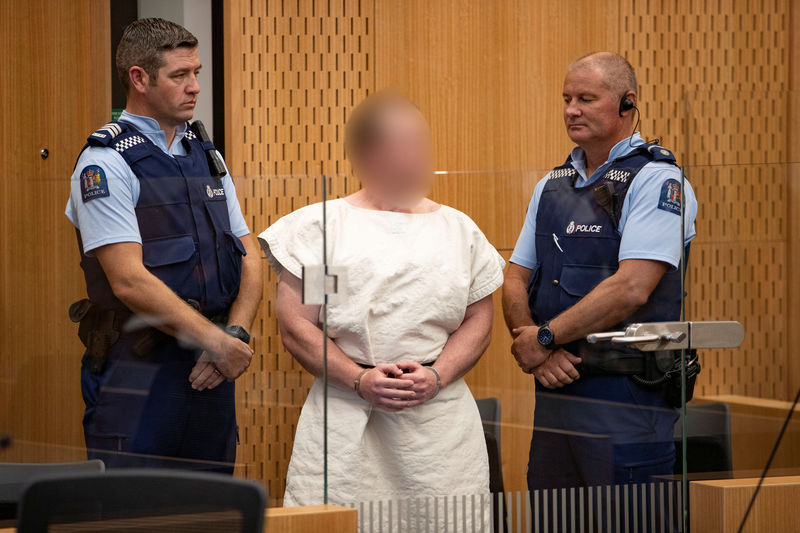 © Reuters. FILE PHOTO: Brenton Tarrant, charged for murder in relation to the mosque attacks, is seen in the dock during his appearance in the Christchurch District Court