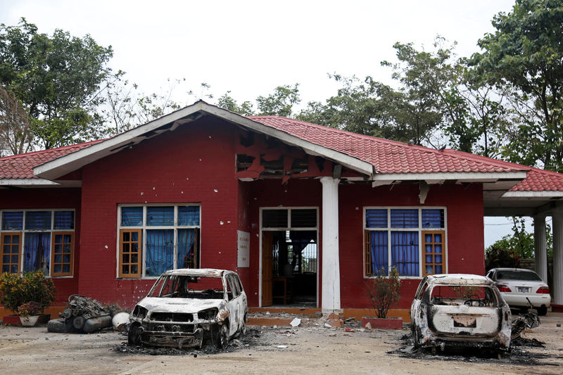 © Reuters. متمردون في ميانمار يهاجمون كلية عسكرية ومقتل 15
