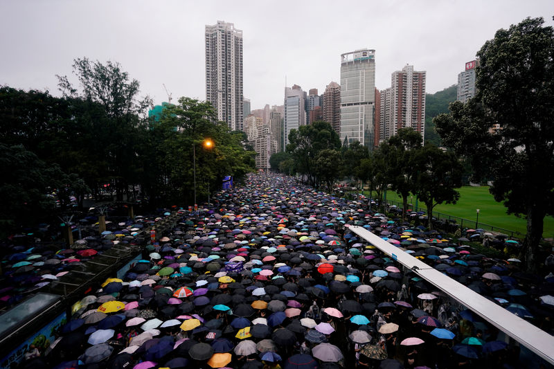 © Reuters. 勢い衰えない香港の抗議活動、今週もデモ予定