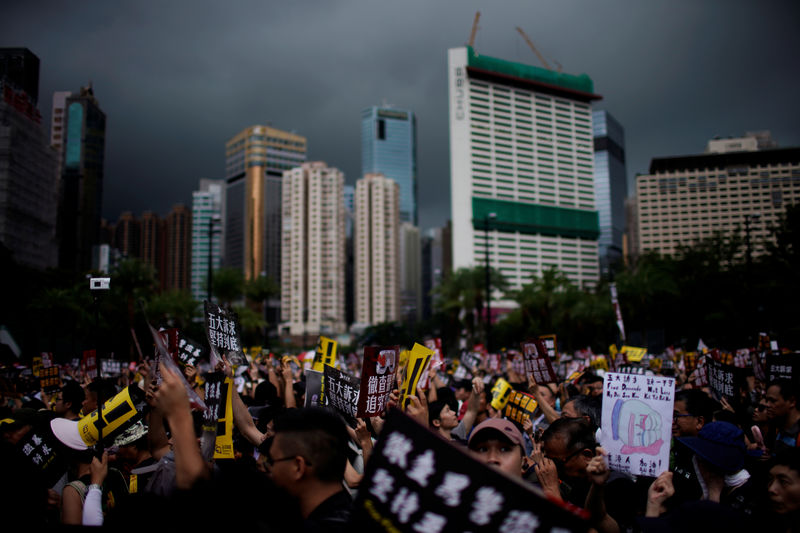 Hong Kong se prépare à davantage de manifestations de masse