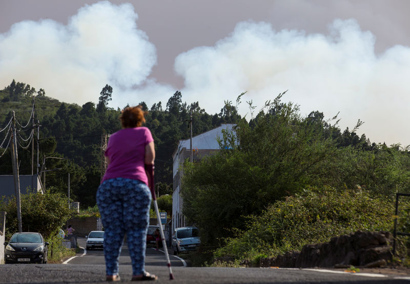 Ascienden a 8.000 los evacuados por el incendio en Gran Canaria