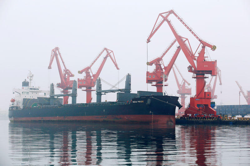 © Reuters. A crude oil tanker is seen at Qingdao Port Shandong province