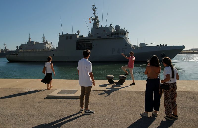 Espanha envia navio para resgatar migrantes na costa da Itália