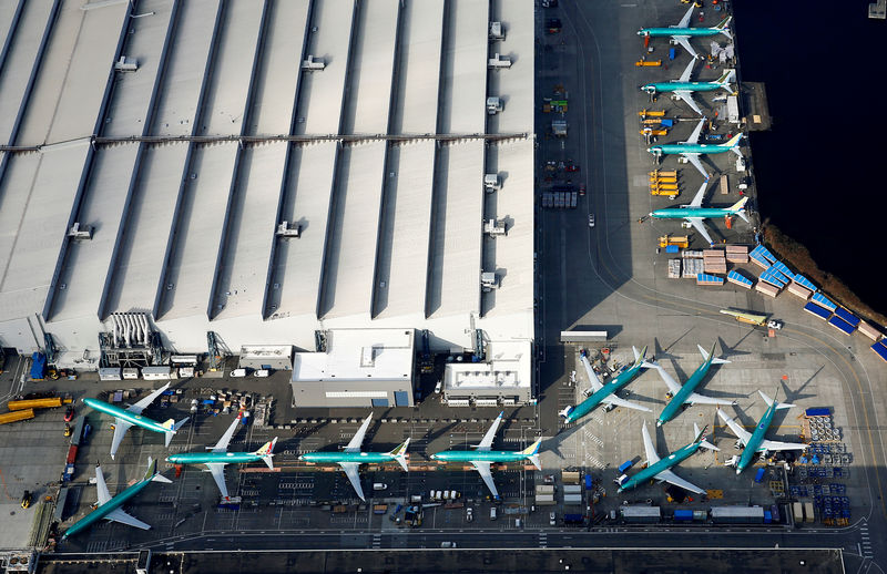 © Reuters. An aerial photo shows Boeing 737 MAX airplanes parked on the tarmac at the Boeing Factory in Renton