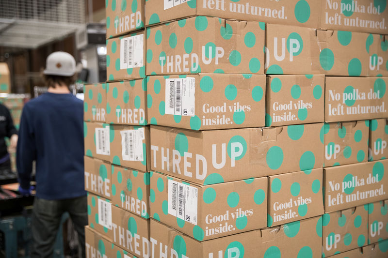 © Reuters. Boxes pile up in thredUP's warehouse in Mechanicsburg