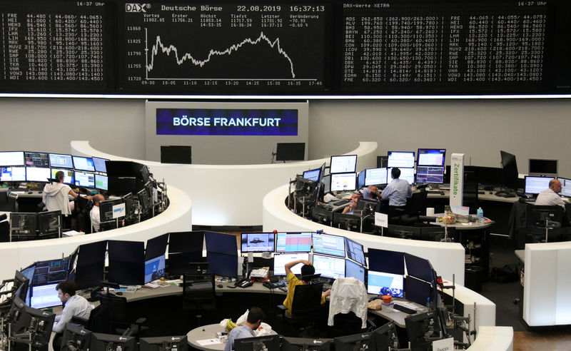 Euro-zone stocks fall after report Bundesbank sees no need for fiscal stimulus now