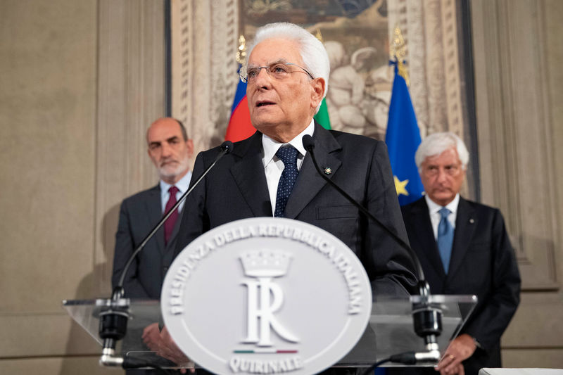 © Reuters. イタリア大統領、新政権発足巡り27日に各党の意見聴取