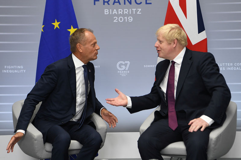 © Reuters. رئيس وزراء بريطانيا لتوسك: سنغادر الاتحاد الأوروبي 31 أكتوبر مهما كانت الظروف