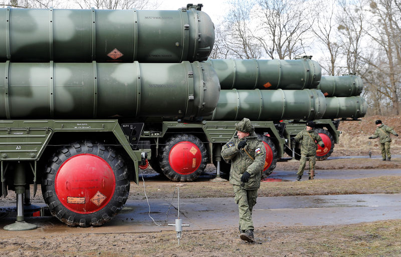 Поставка еще одной батареи С-400 в Турцию начнется во вторник -- СМИ