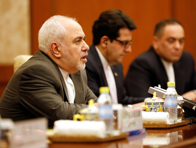 © Reuters. وزير خارجية إيران: نبذ القانون الدولي في ازدياد