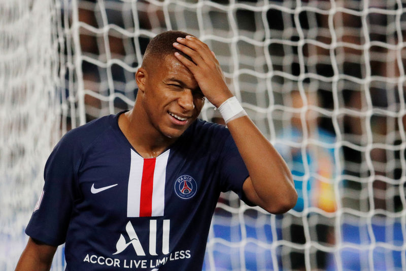 PSG forwards Mbappe, Cavani sidelined by injuries