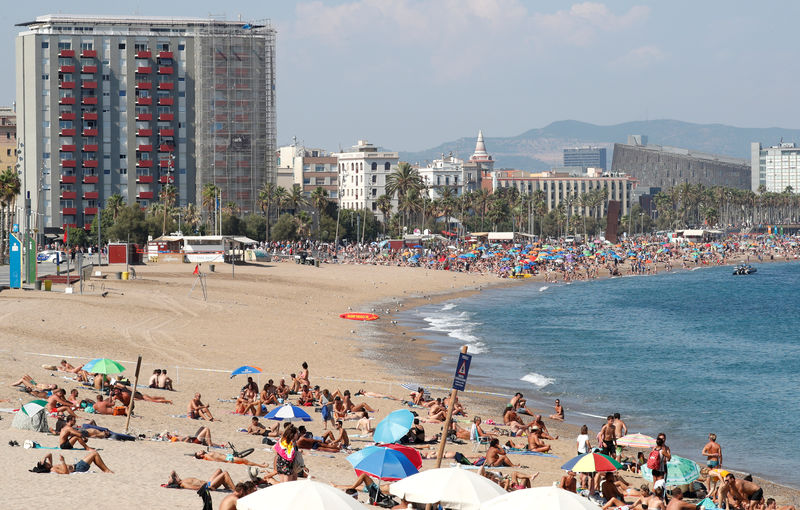 Marinha da Espanha detona artefato explosivo da Guerra Civil no litoral de Barcelona