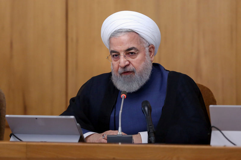 © Reuters. روحاني يقول لا محادثات مع واشنطن إلا إذا رفعت العقوبات