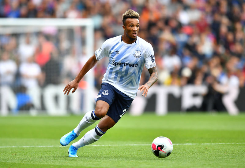 Everton's Gbamin to miss eight weeks with thigh injury