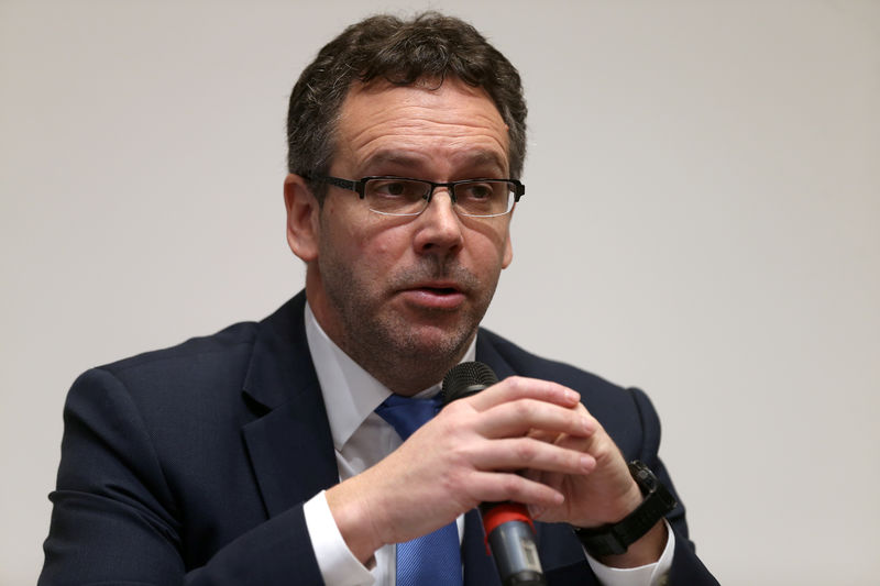 Banco central argentino diz que seguirá com restrição monetária e intervenção no câmbio
