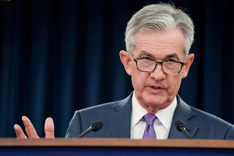 © Reuters. FILE PHOTO: FILE PHOTO: Federal Reserve Chair Jerome Powell holds a news conference in Washington