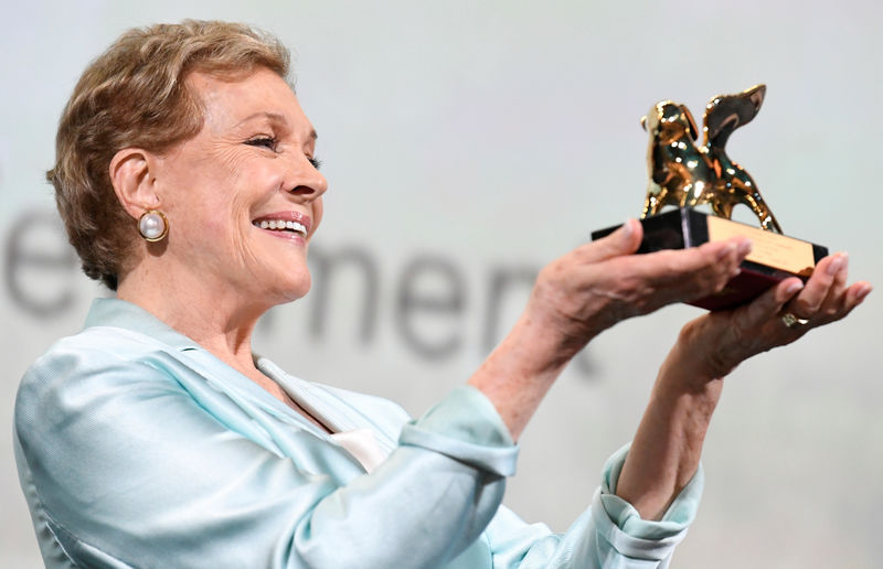 جولي آندروز تحصل على جائزة إنجاز العمر في مهرجان البندقية السينمائي