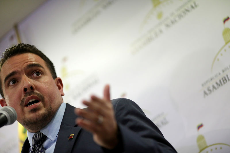 المعارضة الفنزويلية تقول محادثات النرويج يجب أن تركز على الانتخابات