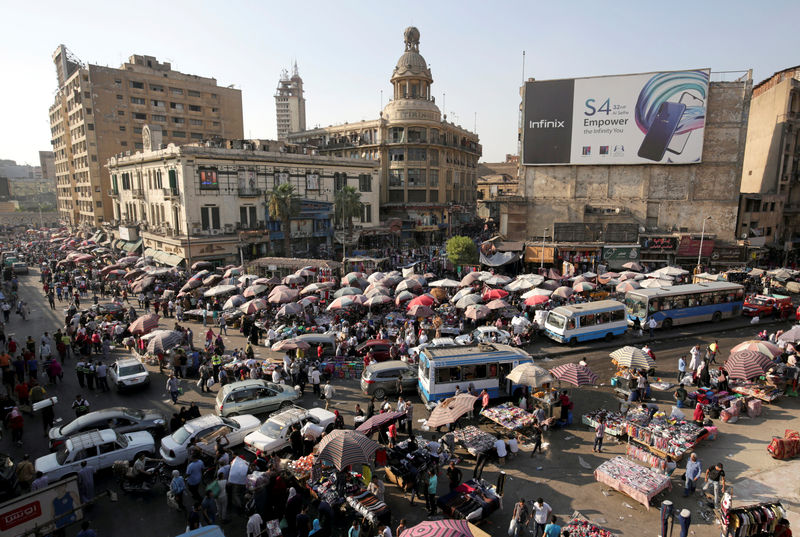 مؤشر: تراجع أنشطة القطاع الخاص غير النفطي بمصر في أغسطس