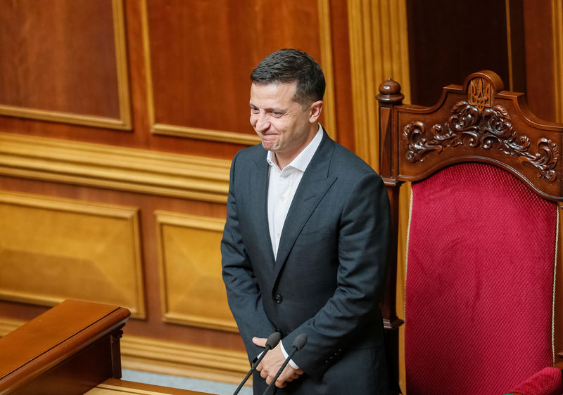 برلمان أوكرانيا يؤيد تجريد أعضائه من الحصانة من الملاحقة القضائية