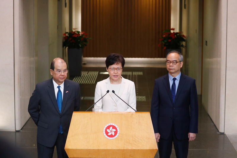 La líder de Hong Kong dice que China &quot;respeta y apoya&quot; la retirada de la ley de extradición